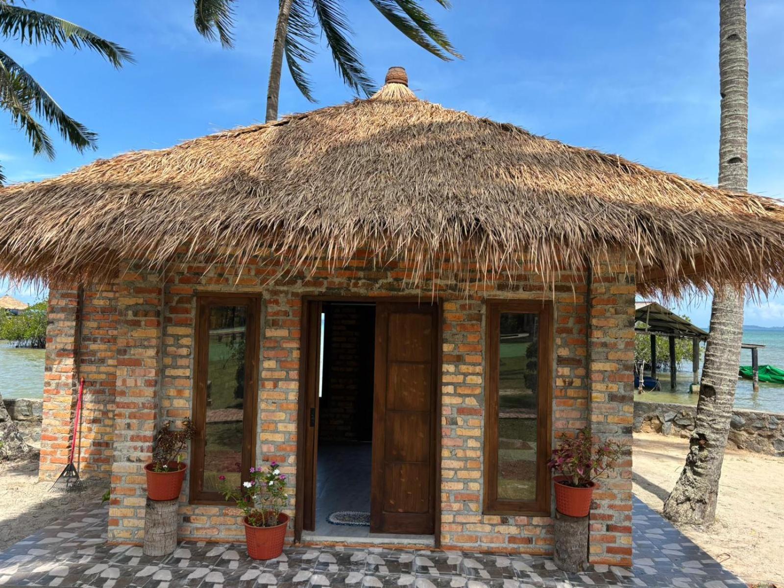 Loola Adventure Resort Teluk Bakau Eksteriør bilde